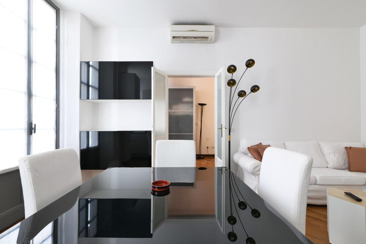 Charming San Babila Apt. 米兰 外观 照片