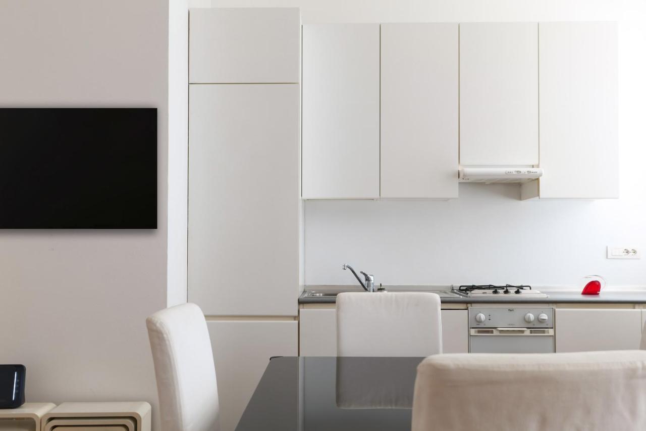 Charming San Babila Apt. 米兰 外观 照片