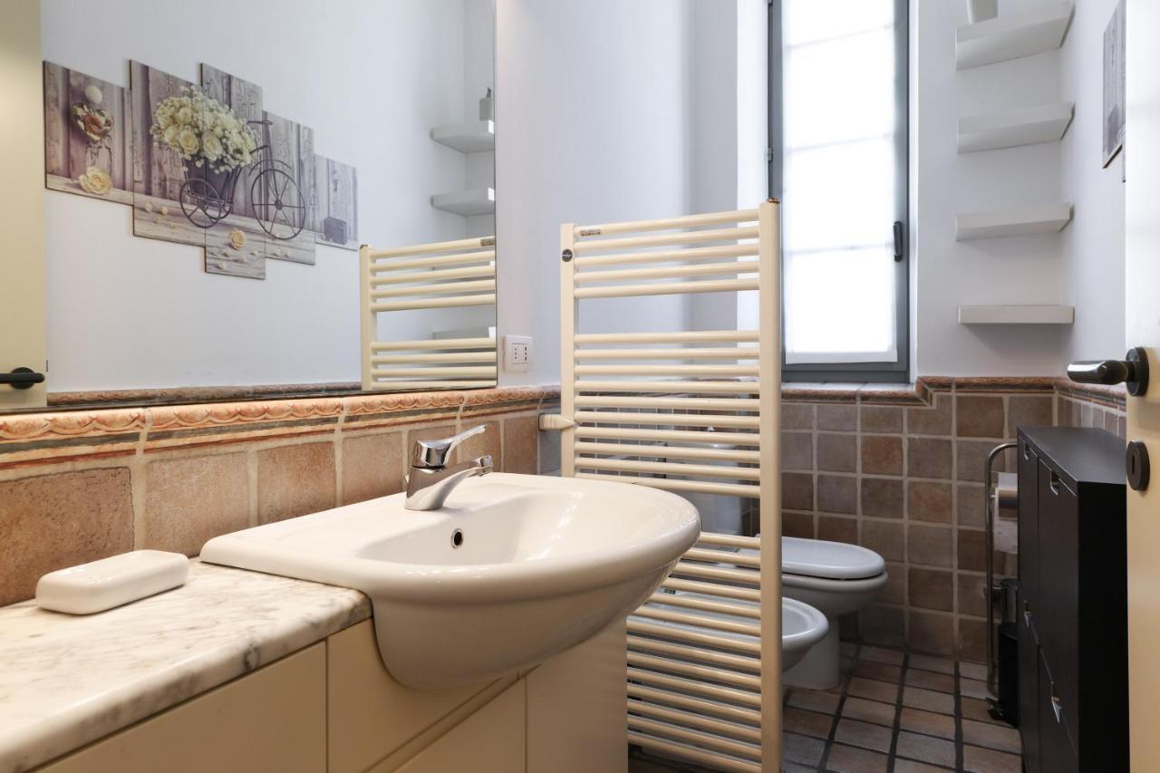 Charming San Babila Apt. 米兰 外观 照片
